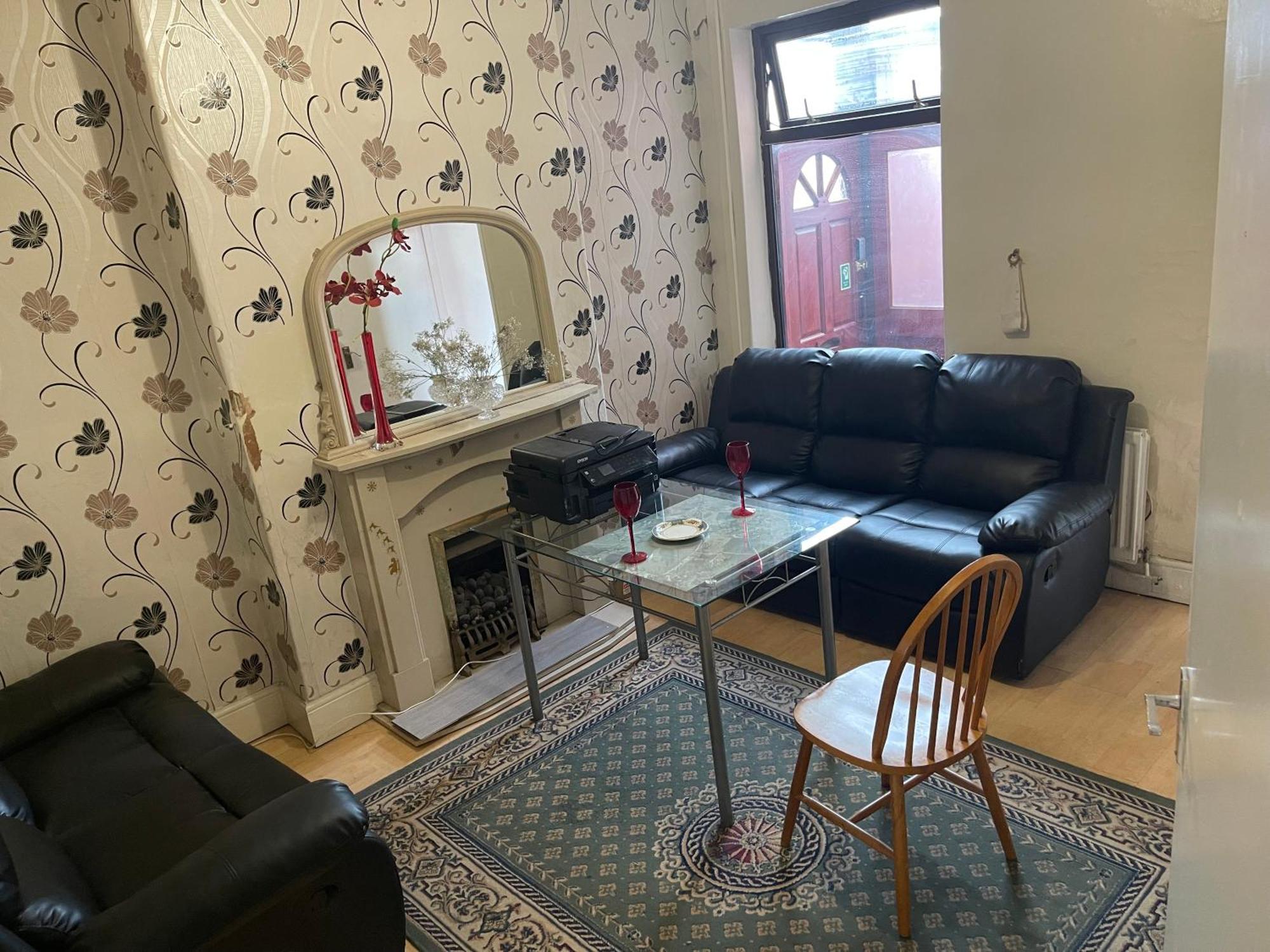 מלון קובנטרי Quite Broad Rest 3 מראה חיצוני תמונה